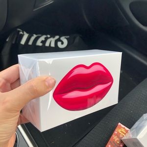 KKW fragrance hot pink lips Kylie collaboration